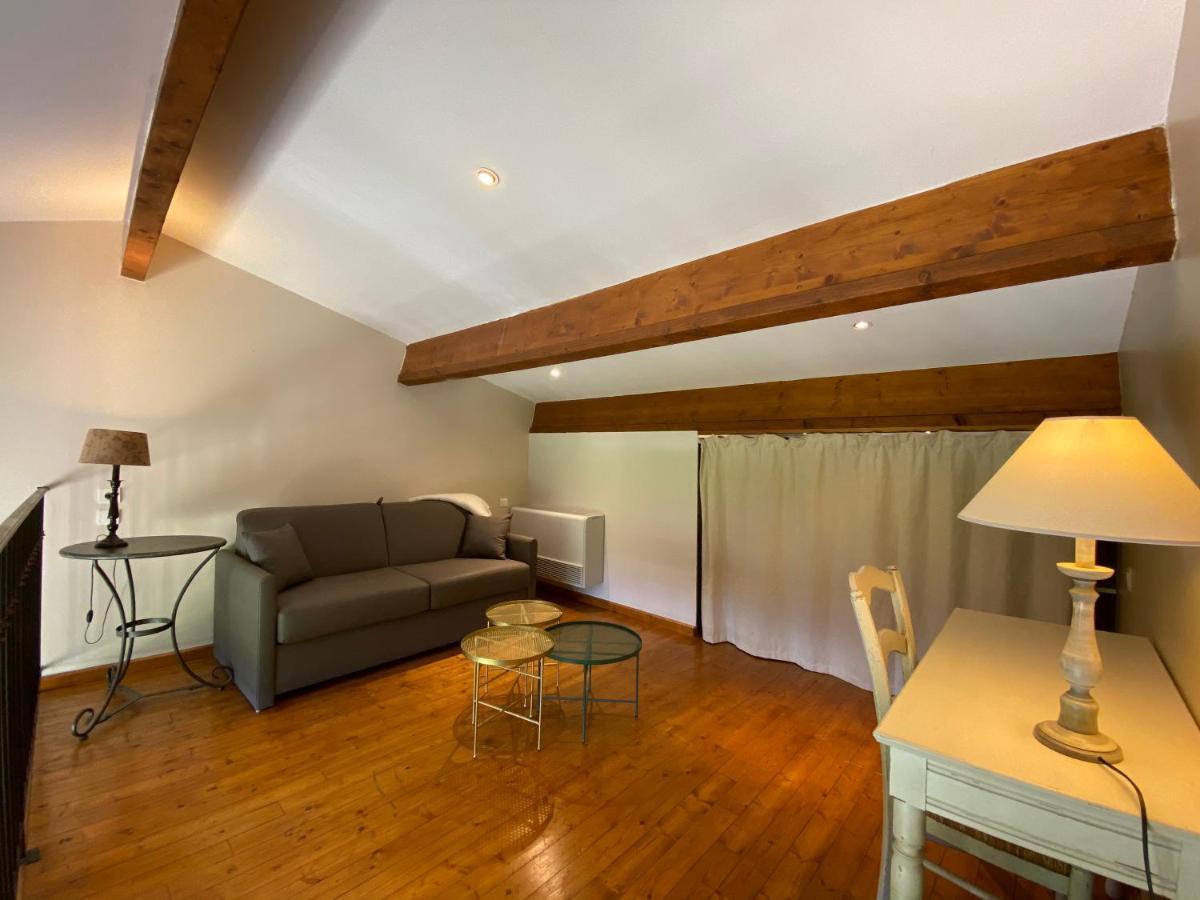Auberge De La Tour De Brison Sanilhac  Экстерьер фото